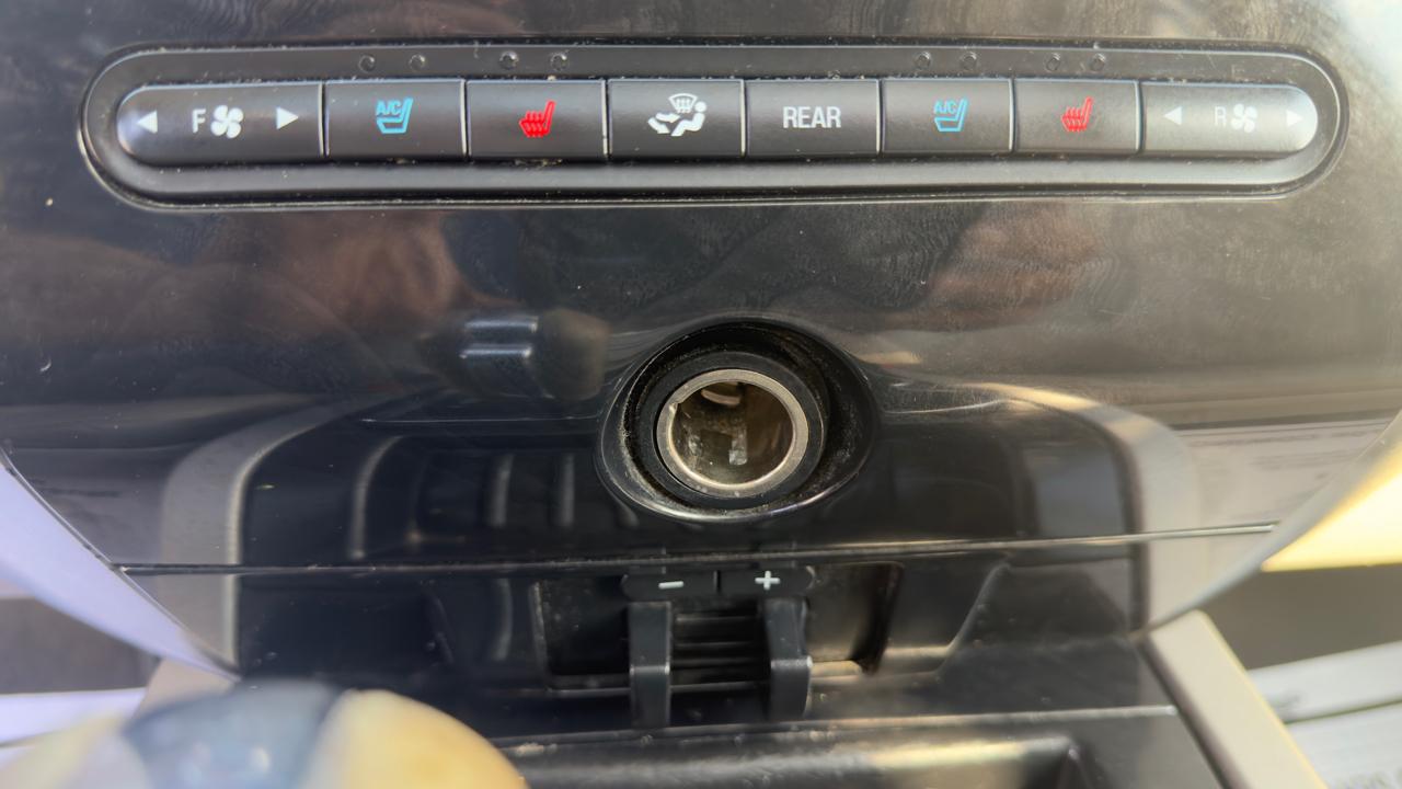 Ford Expedition 4WD 4dr Limited 2014