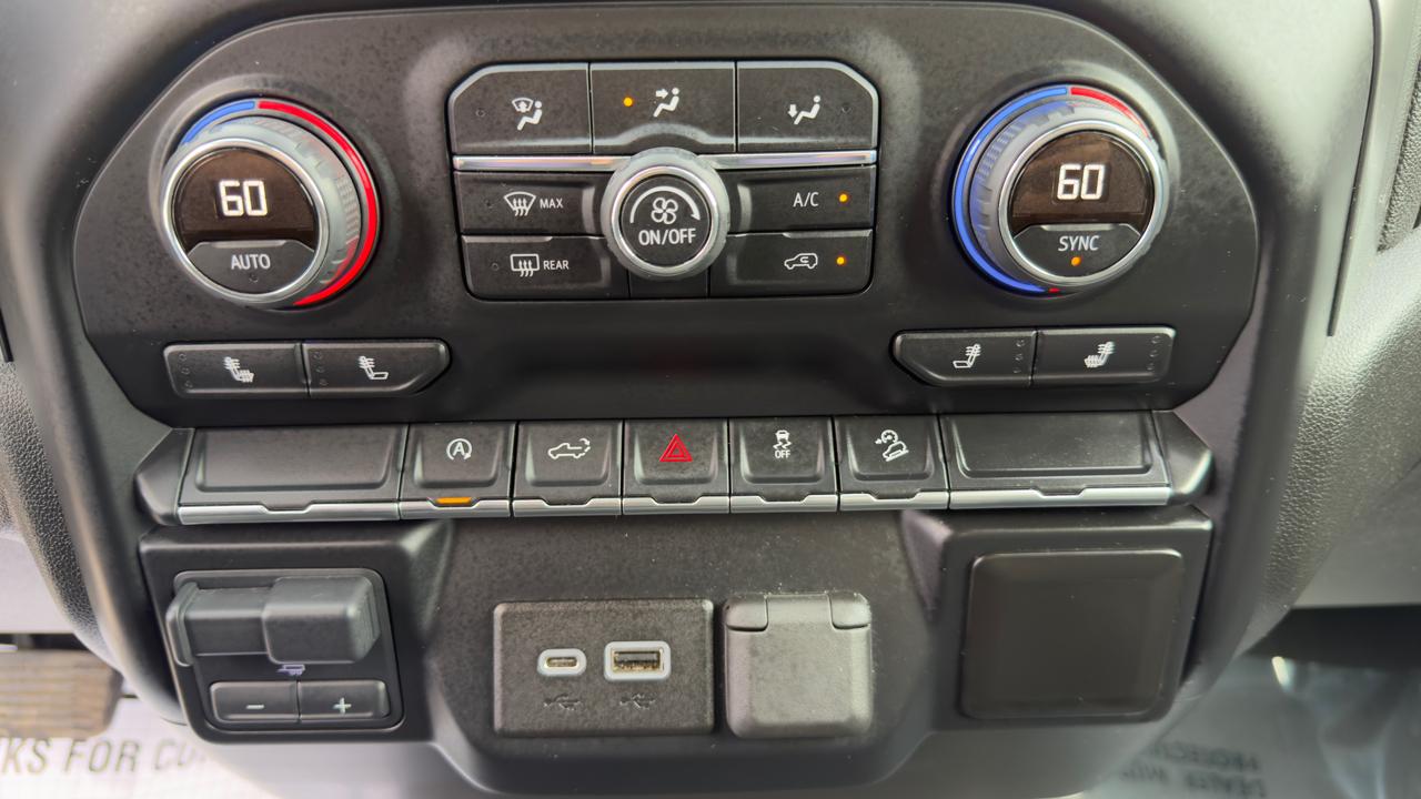 Chevrolet Silverado 1500 4WD Double Cab 147" RST 2019