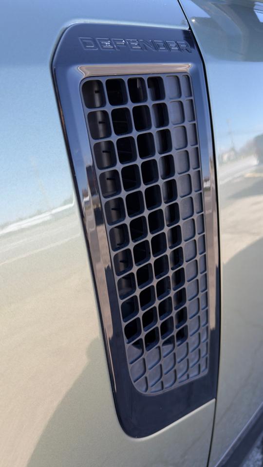 Land Rover Defender 110 P400 X-Dynamic SE 2022