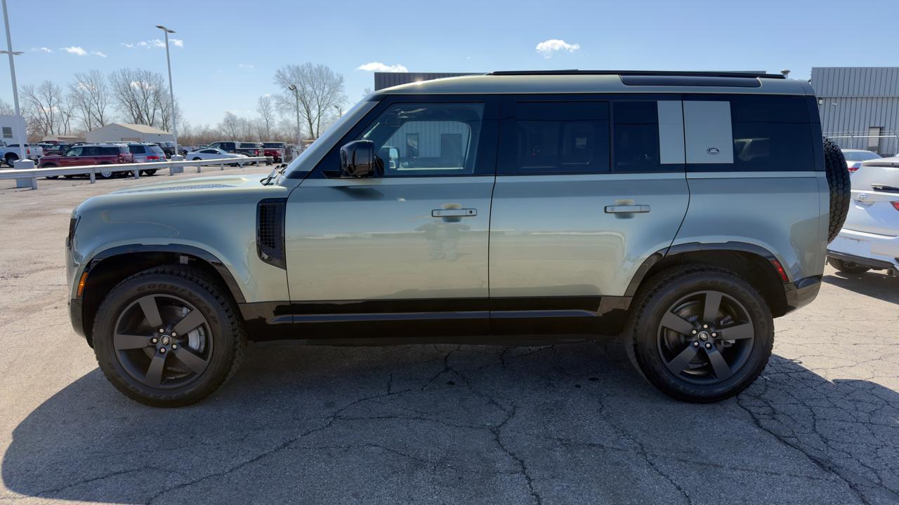 Land Rover Defender 110 P400 X-Dynamic SE 2022