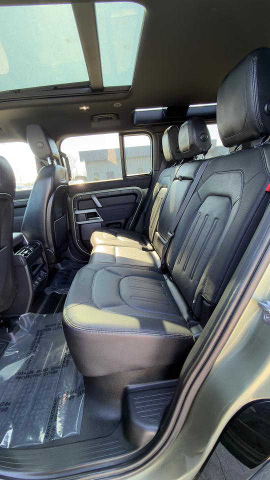 Land Rover Defender 110 P400 X-Dynamic SE 2022