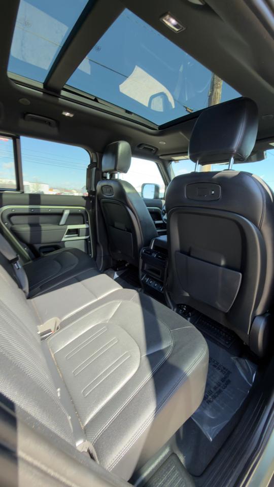 Land Rover Defender 110 P400 X-Dynamic SE 2022