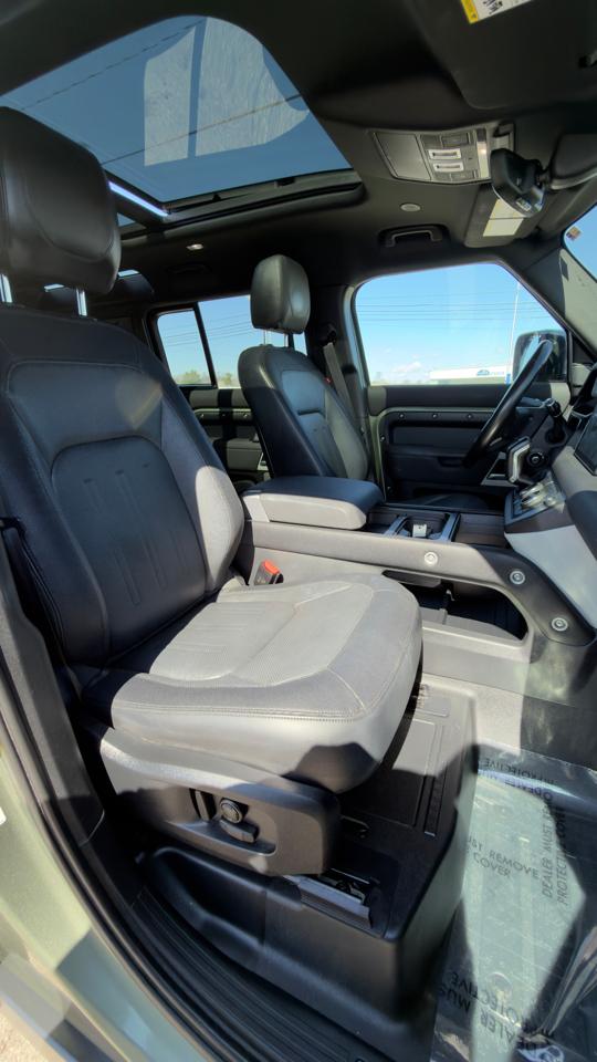 Land Rover Defender 110 P400 X-Dynamic SE 2022