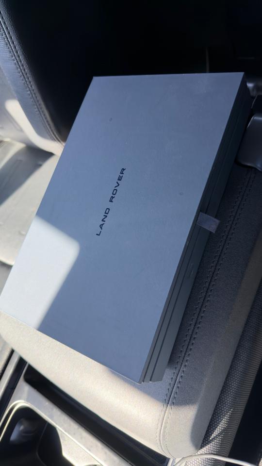 Land Rover Defender 110 P400 X-Dynamic SE 2022