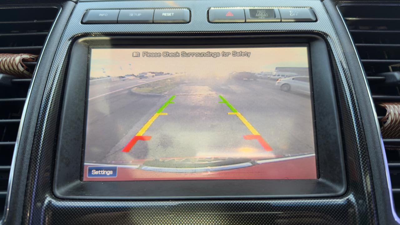 Ford Taurus 4dr Sdn SHO AWD 2011