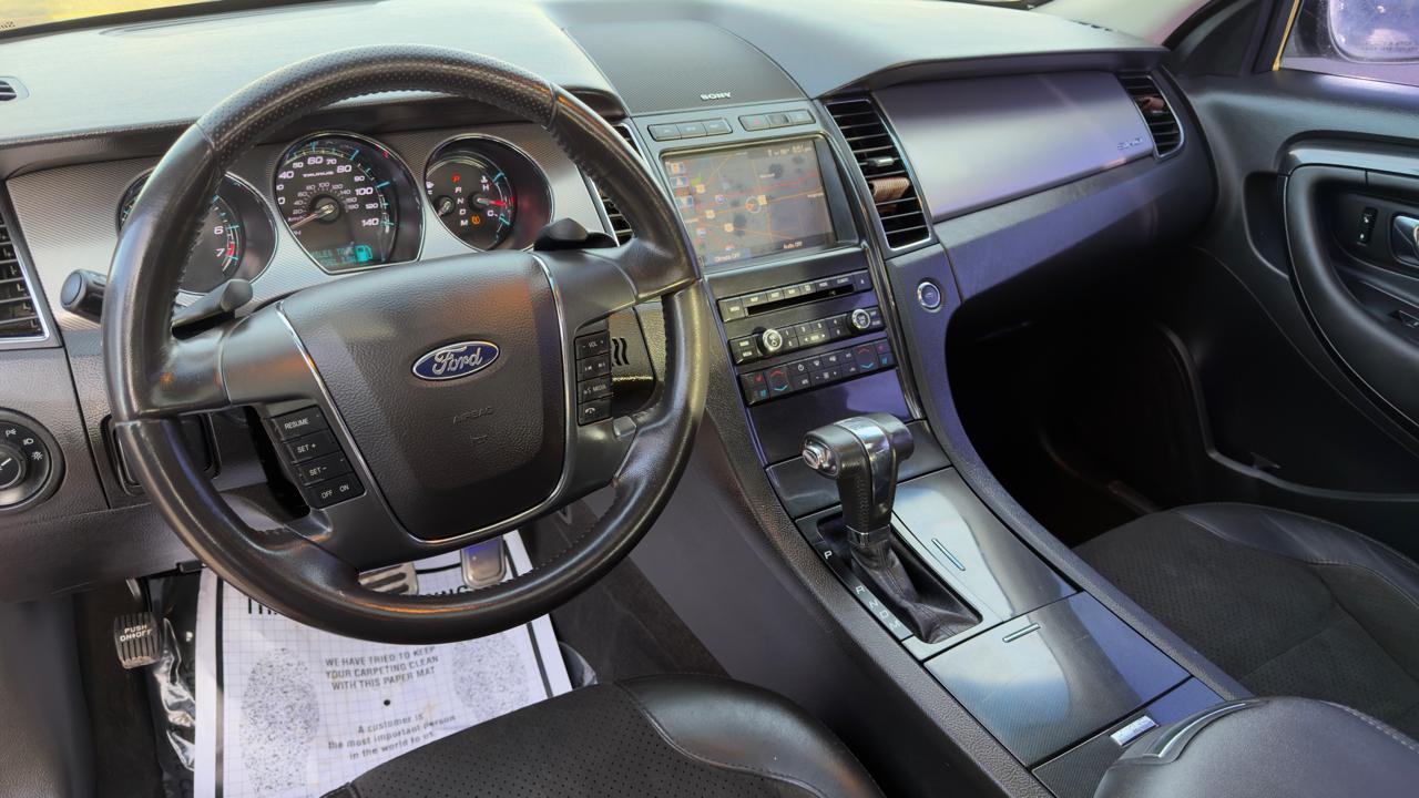 Ford Taurus 4dr Sdn SHO AWD 2011