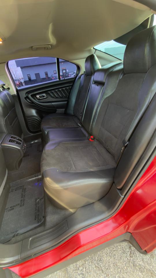 Ford Taurus 4dr Sdn SHO AWD 2011