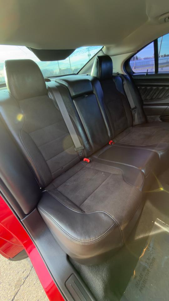 Ford Taurus 4dr Sdn SHO AWD 2011