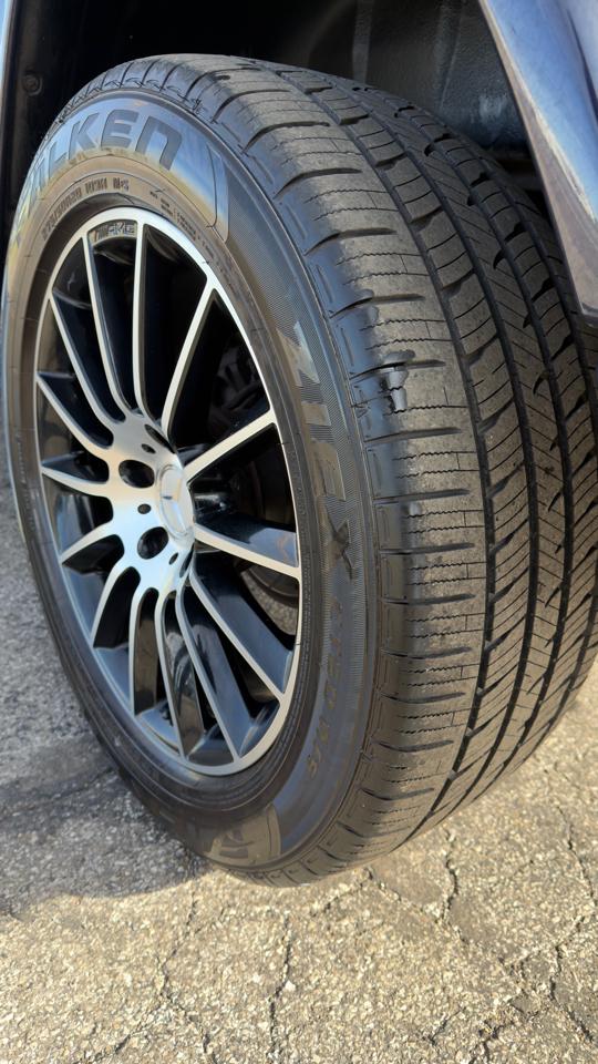 Mercedes-Benz G-Class 4MATIC 4dr G 550 2015