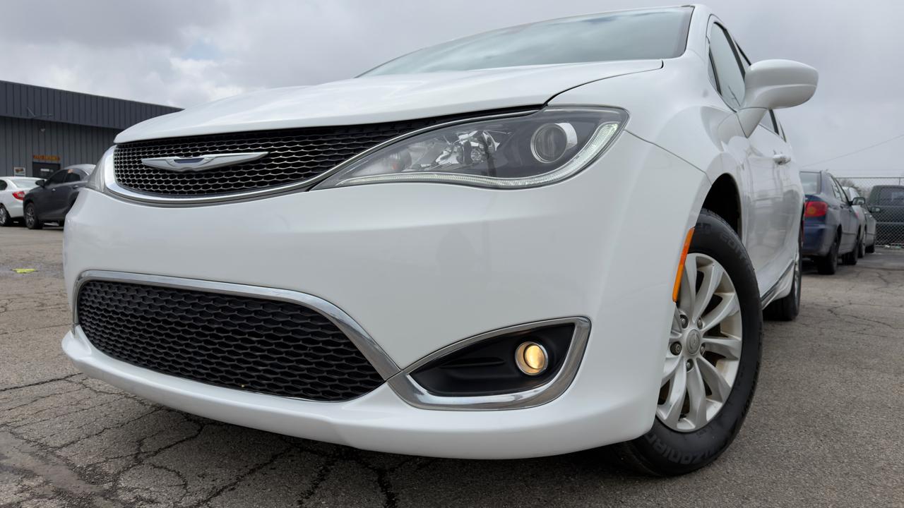 Chrysler Pacifica Touring L Plus FWD 2018