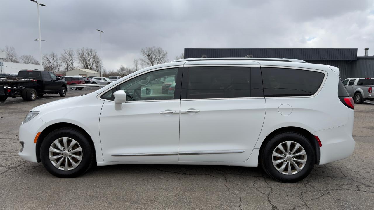 Chrysler Pacifica Touring L Plus FWD 2018
