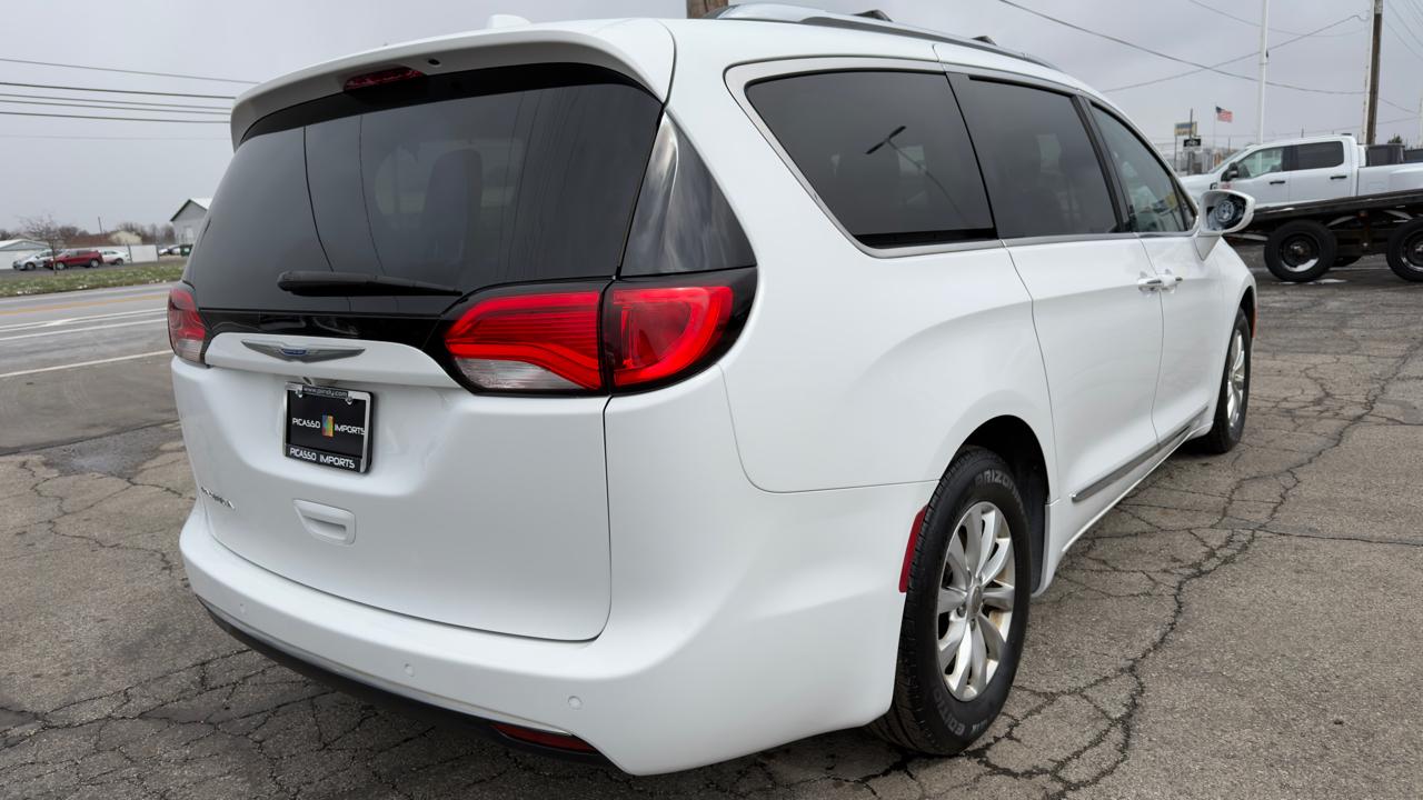 Chrysler Pacifica Touring L Plus FWD 2018