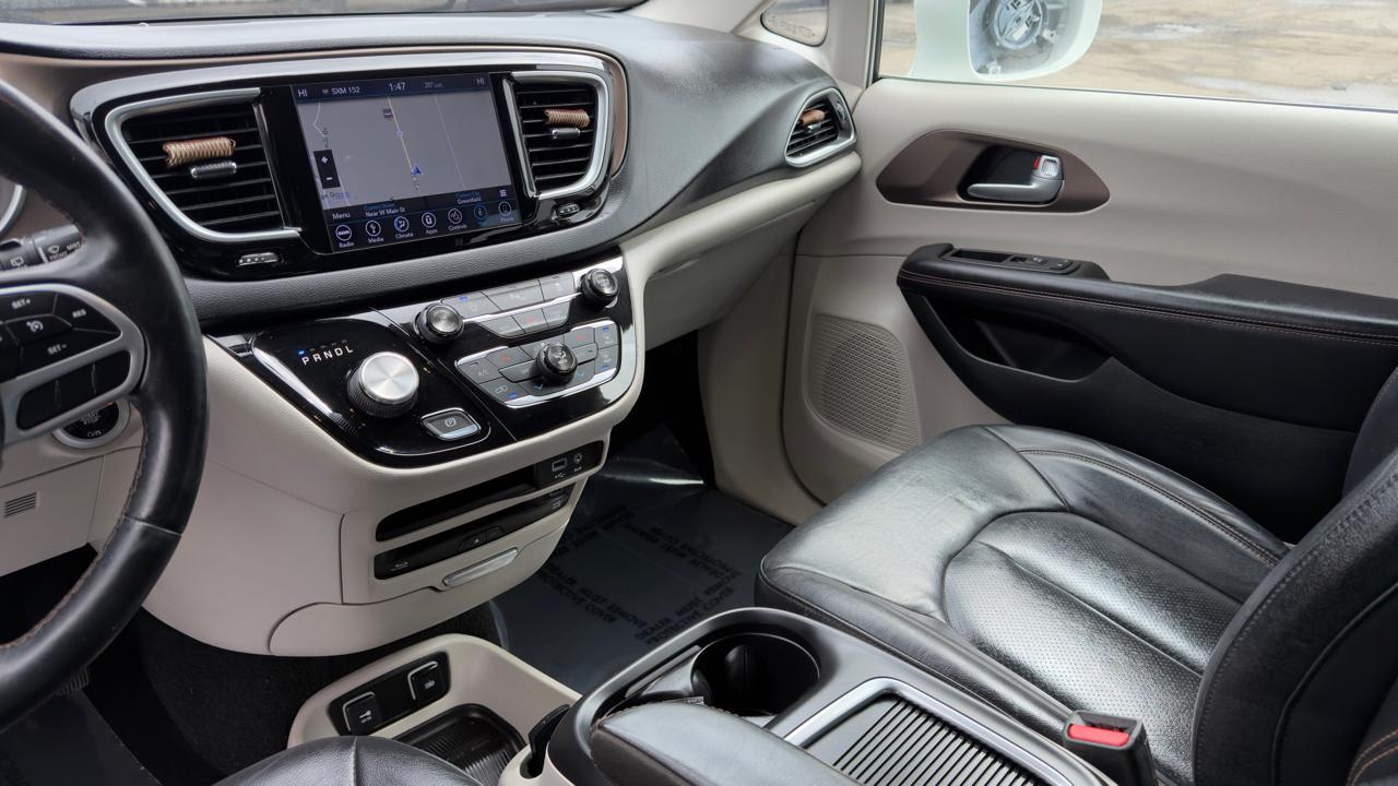 Chrysler Pacifica Touring L Plus FWD 2018