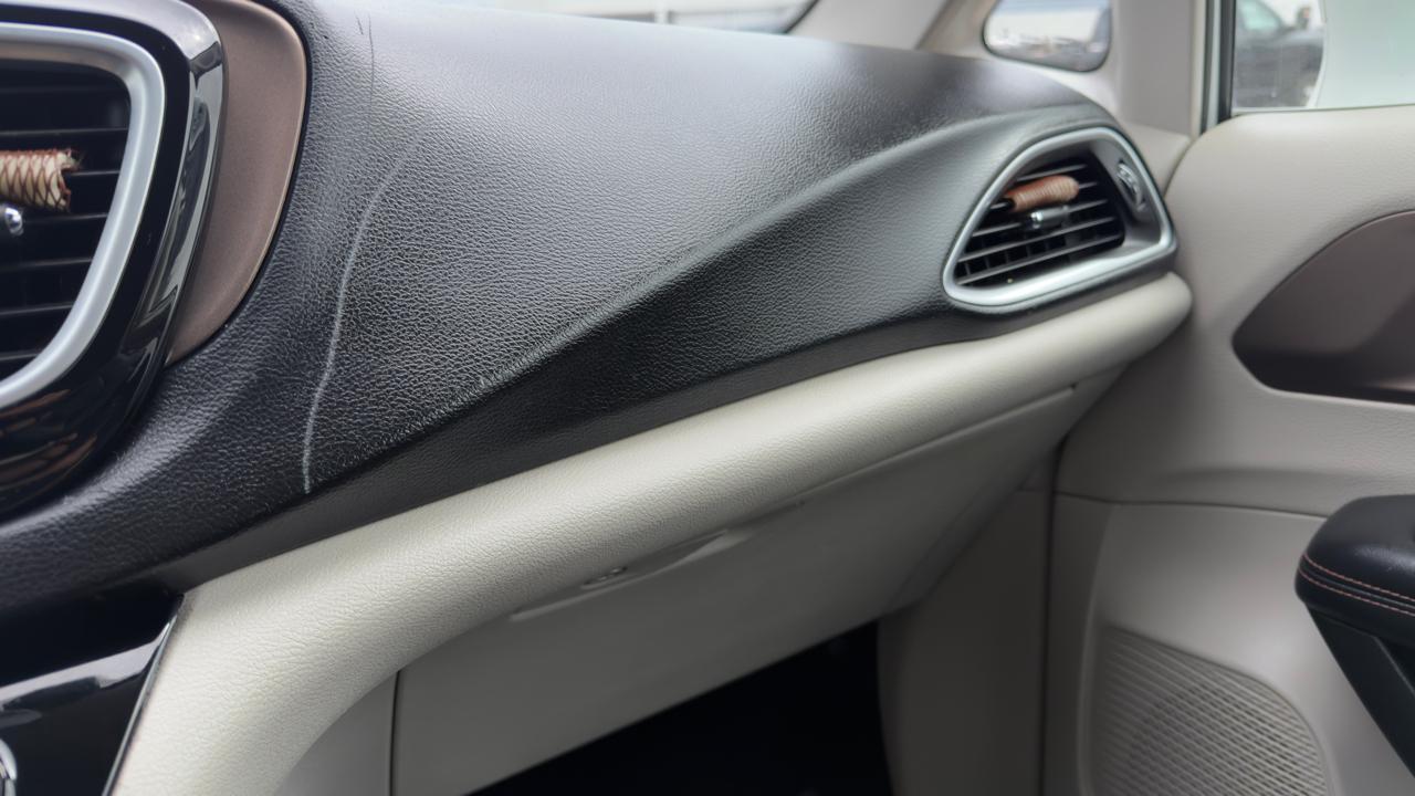 Chrysler Pacifica Touring L Plus FWD 2018