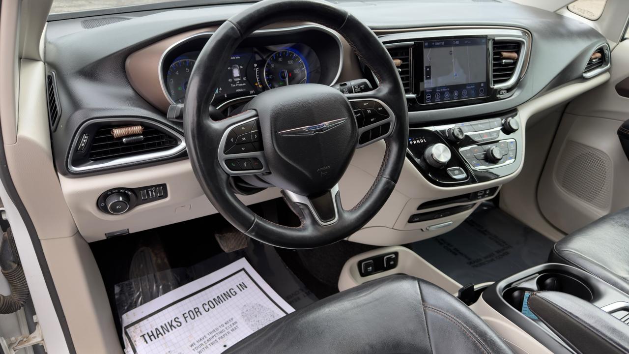 Chrysler Pacifica Touring L Plus FWD 2018