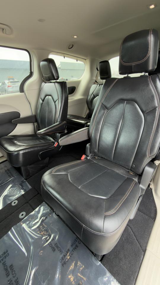 Chrysler Pacifica Touring L Plus FWD 2018