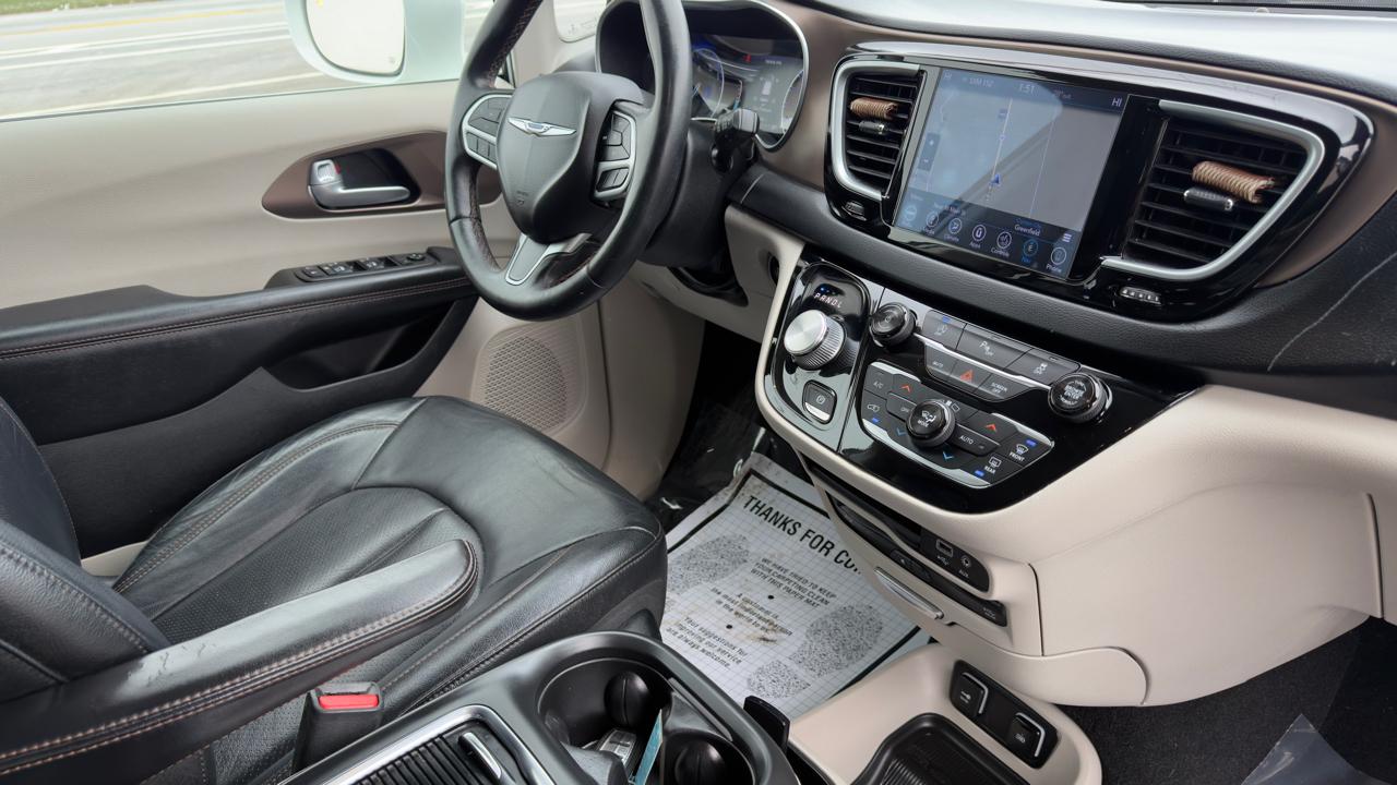 Chrysler Pacifica Touring L Plus FWD 2018