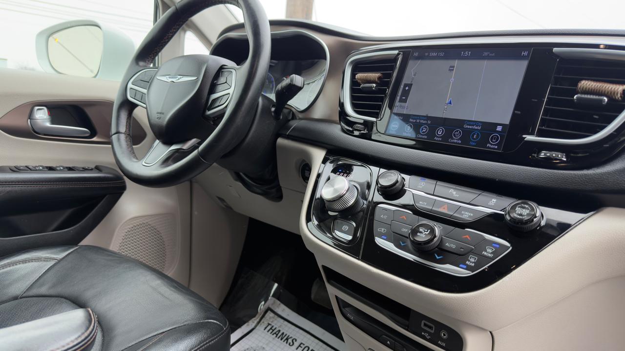 Chrysler Pacifica Touring L Plus FWD 2018