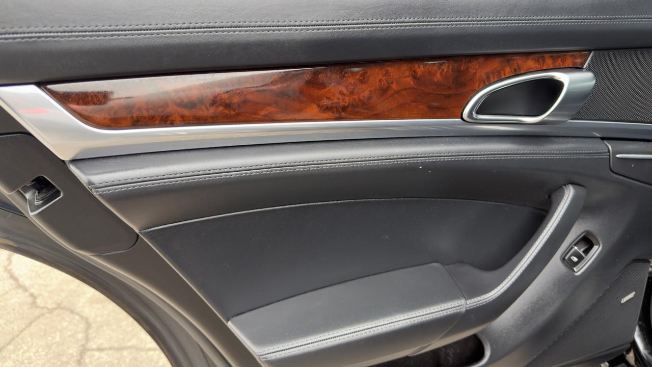 Porsche Panamera 4dr HB Turbo 2014