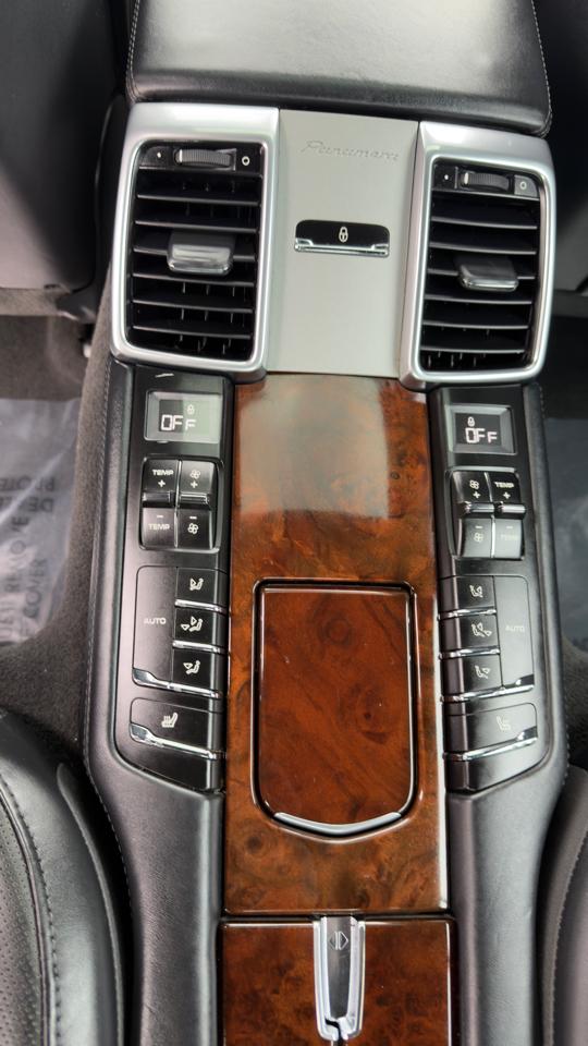 Porsche Panamera 4dr HB Turbo 2014