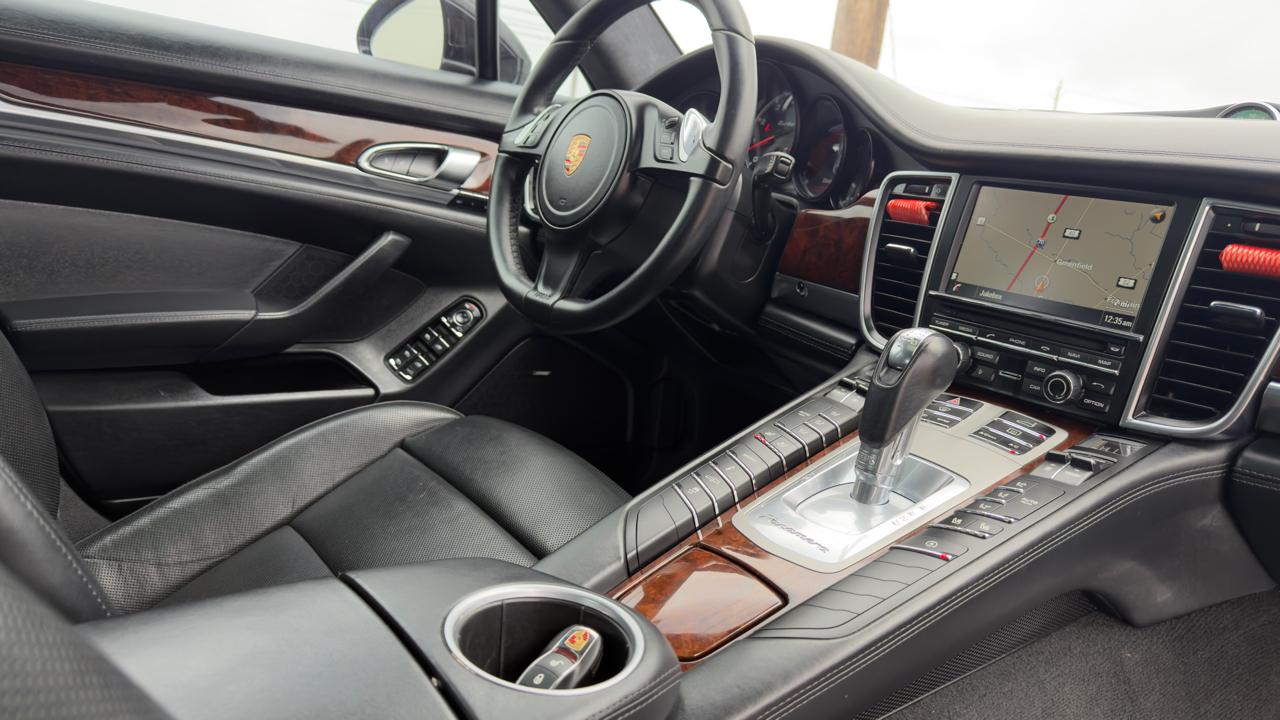 Porsche Panamera 4dr HB Turbo 2014