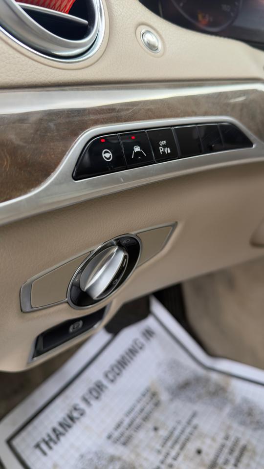 Mercedes-Benz S-Class 4dr Sdn S 550 4MATIC 2015