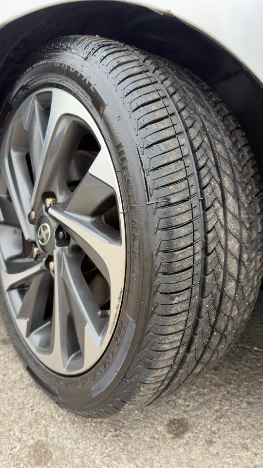 Scion iM 5dr HB Man (Natl) 2016