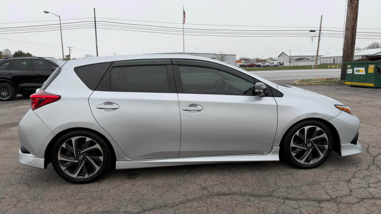 Scion iM 5dr HB Man (Natl) 2016