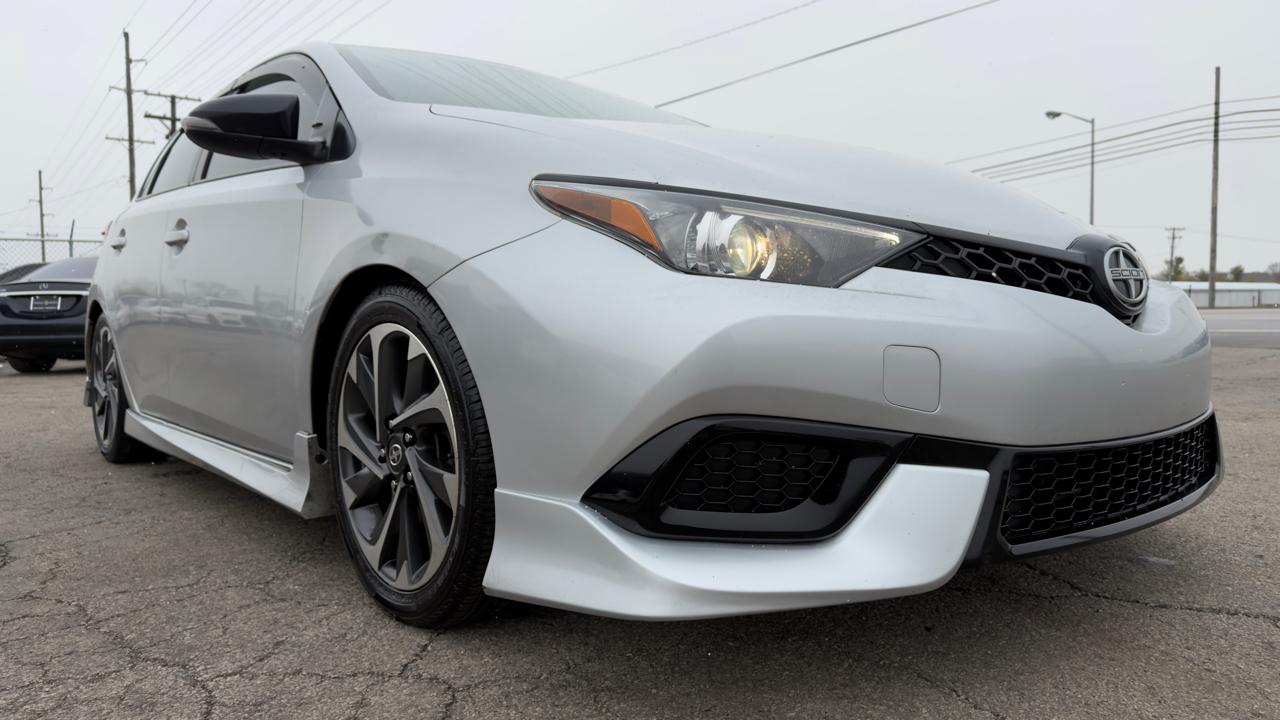 Scion iM 5dr HB Man (Natl) 2016