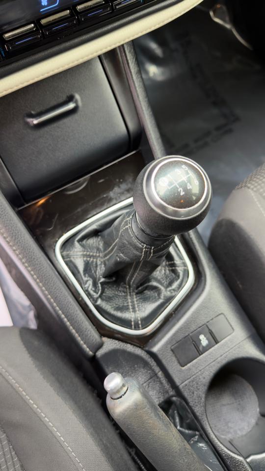 Scion iM 5dr HB Man (Natl) 2016