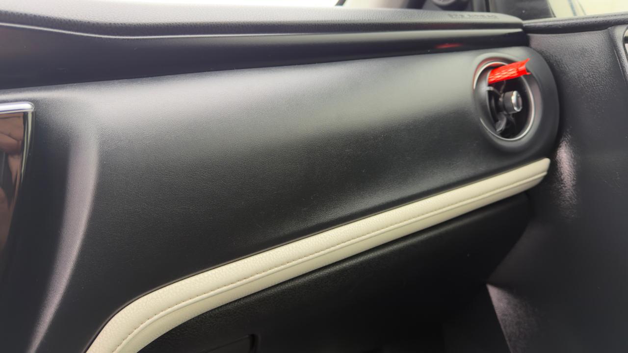 Scion iM 5dr HB Man (Natl) 2016