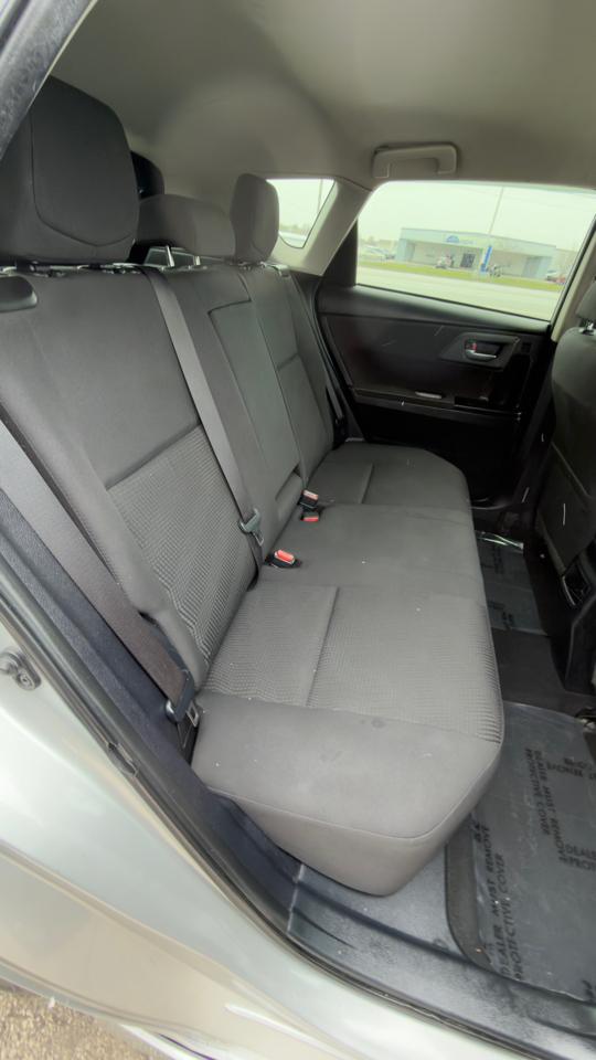 Scion iM 5dr HB Man (Natl) 2016