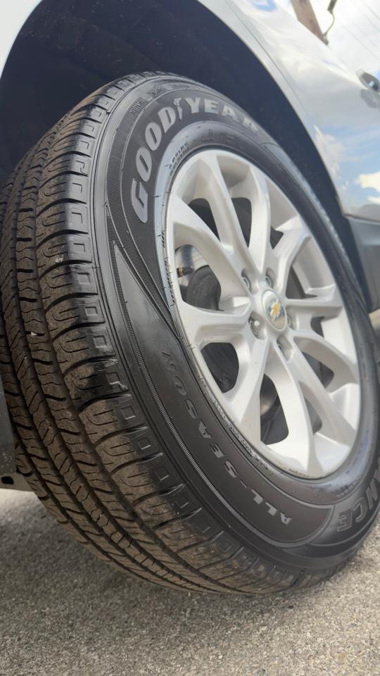 Chevrolet Equinox FWD 4dr LT w/2FL 2021