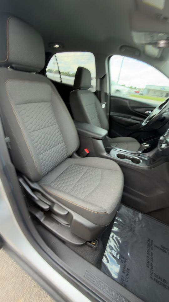 Chevrolet Equinox FWD 4dr LT w/2FL 2021