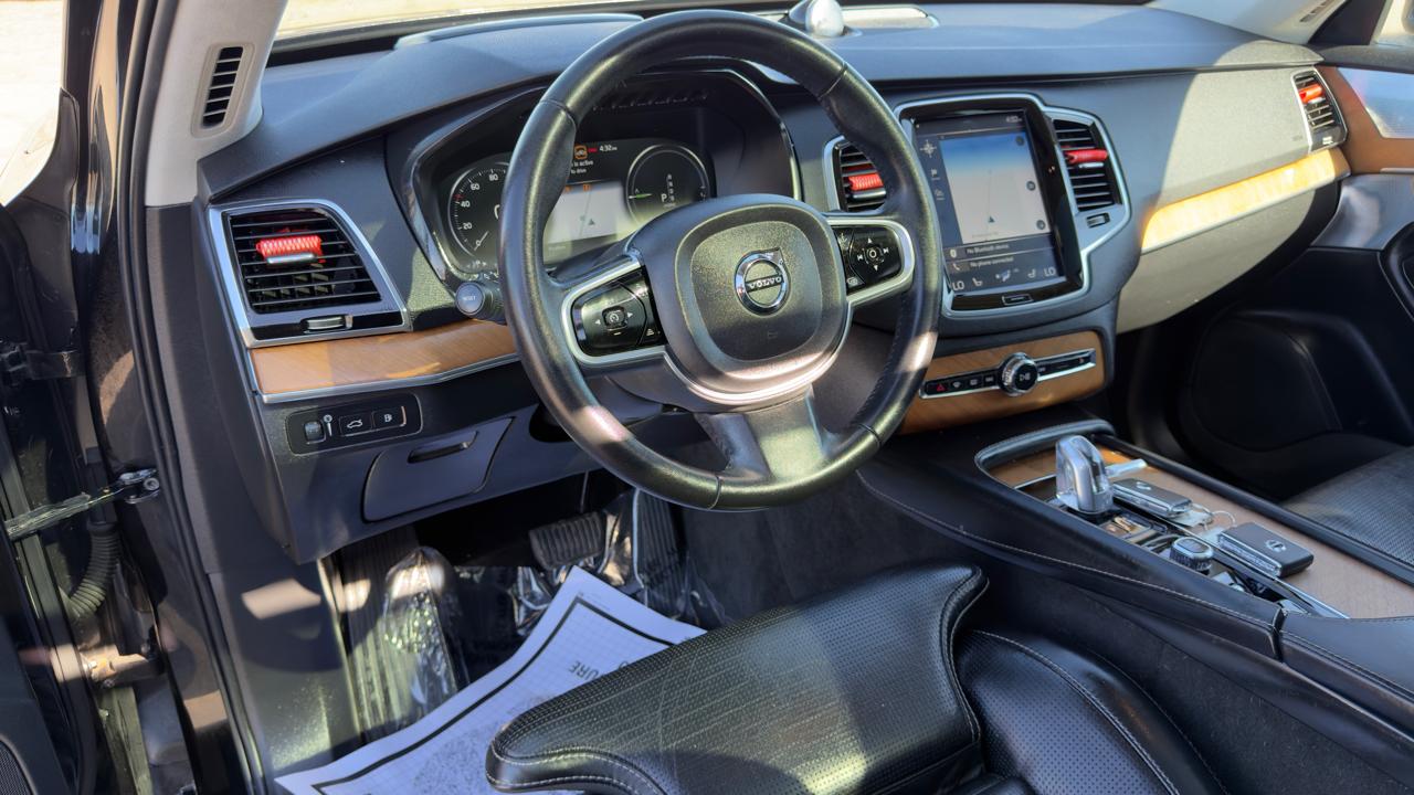 Volvo XC90 T8 eAWD Plug-In Hybrid 7-Passenger Inscription 2018