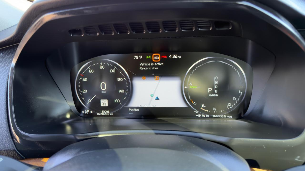 Volvo XC90 T8 eAWD Plug-In Hybrid 7-Passenger Inscription 2018