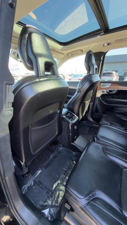 Volvo XC90 T8 eAWD Plug-In Hybrid 7-Passenger Inscription 2018