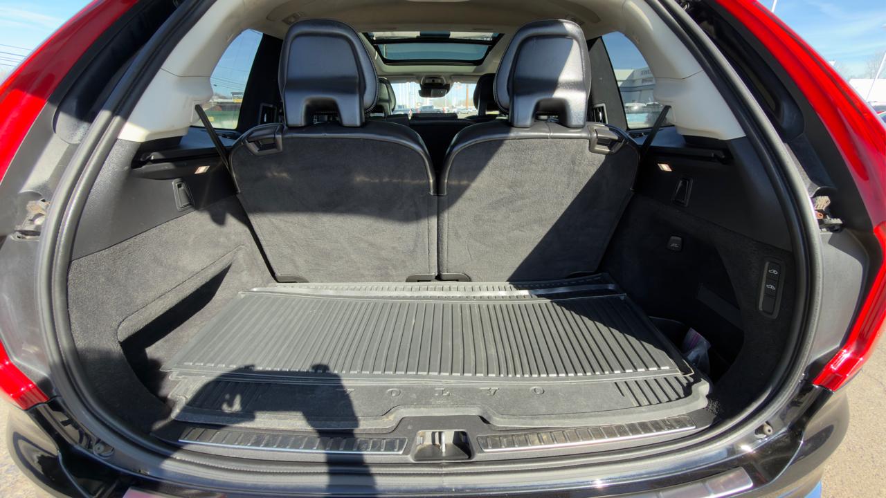 Volvo XC90 T8 eAWD Plug-In Hybrid 7-Passenger Inscription 2018