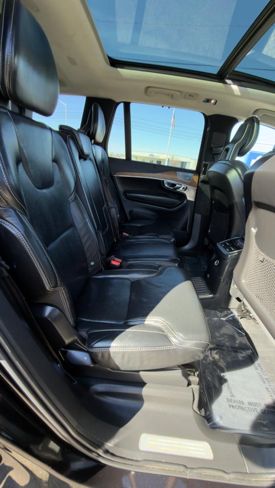 Volvo XC90 T8 eAWD Plug-In Hybrid 7-Passenger Inscription 2018