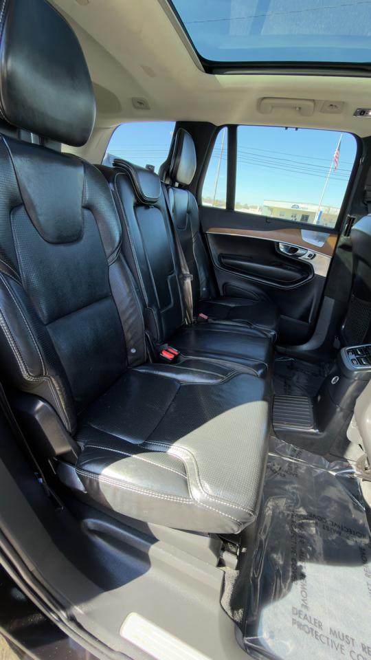 Volvo XC90 T8 eAWD Plug-In Hybrid 7-Passenger Inscription 2018