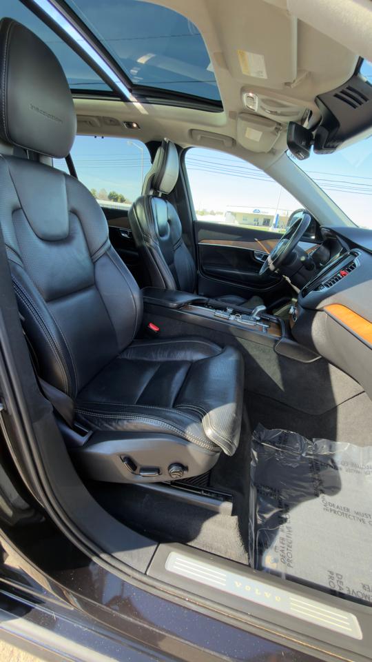 Volvo XC90 T8 eAWD Plug-In Hybrid 7-Passenger Inscription 2018