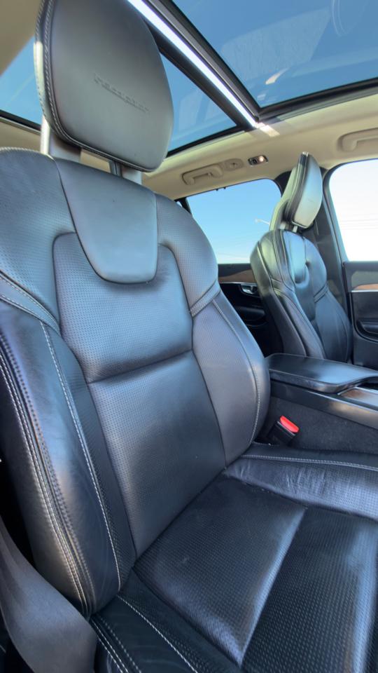 Volvo XC90 T8 eAWD Plug-In Hybrid 7-Passenger Inscription 2018