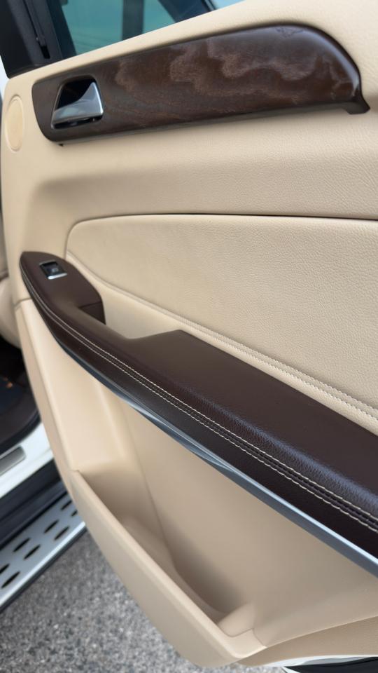 Mercedes-Benz GLS GLS 550 4MATIC SUV 2017