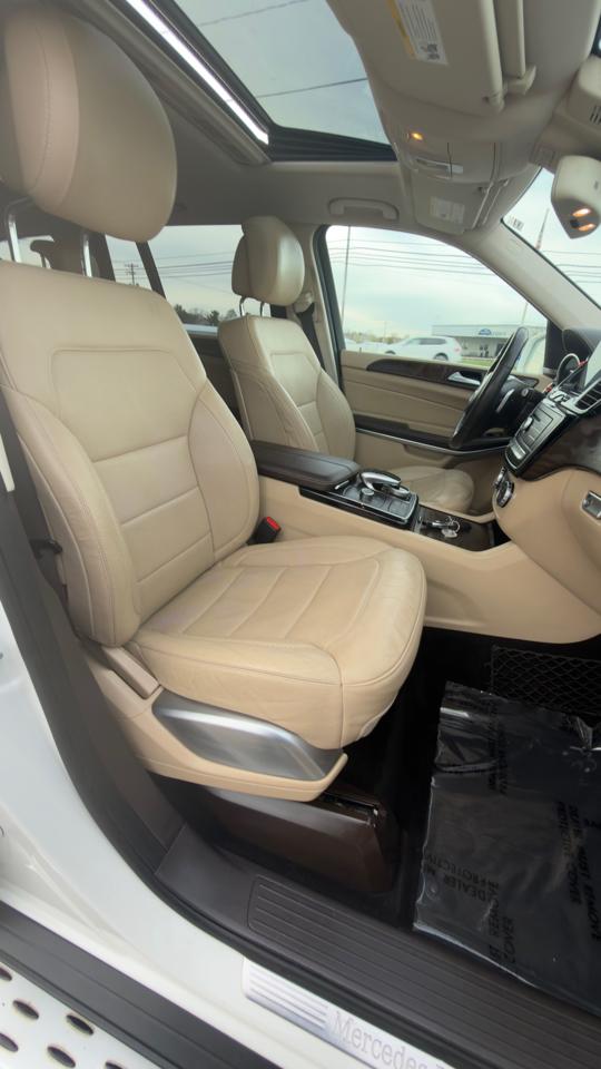 Mercedes-Benz GLS GLS 550 4MATIC SUV 2017