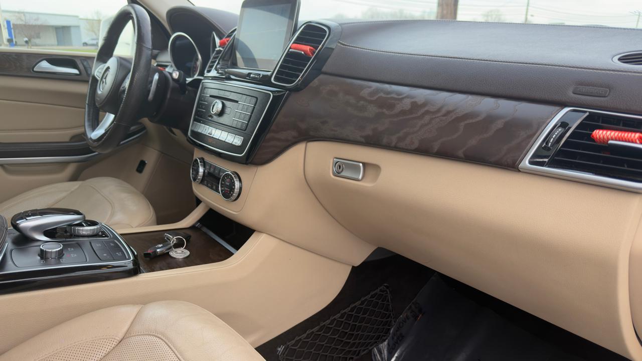 Mercedes-Benz GLS GLS 550 4MATIC SUV 2017