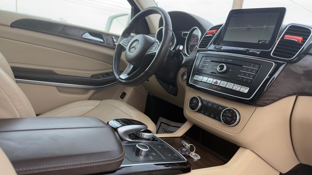 Mercedes-Benz GLS GLS 550 4MATIC SUV 2017