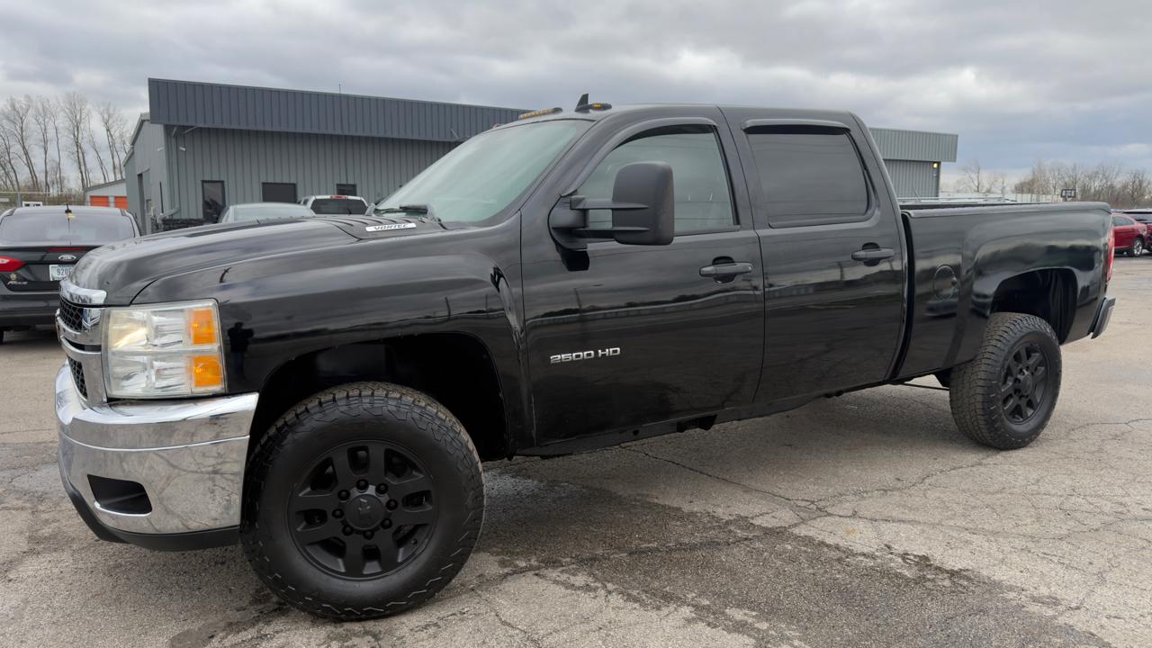 Chevrolet Silverado 2500HD 4WD Crew Cab 153.7" LT 2011