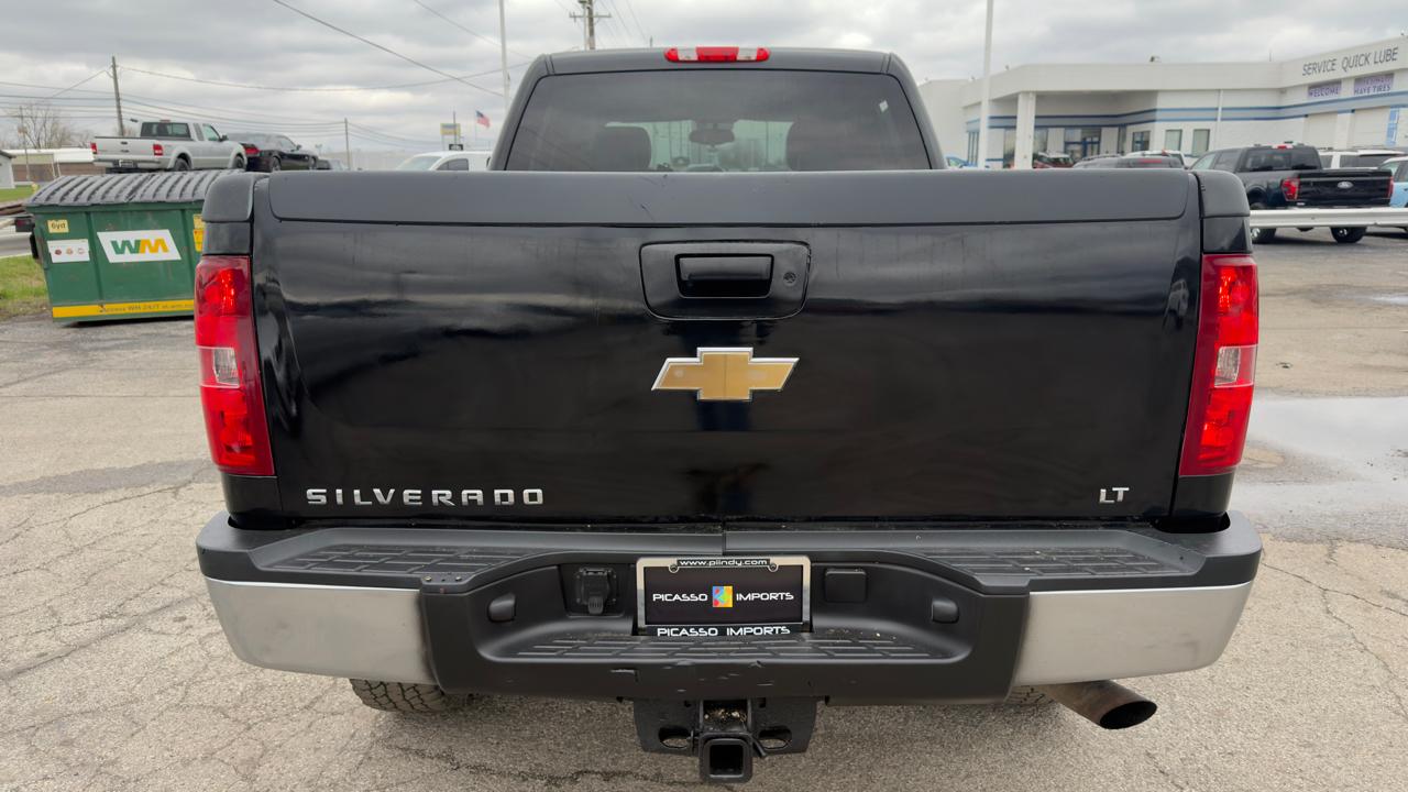 Chevrolet Silverado 2500HD 4WD Crew Cab 153.7" LT 2011