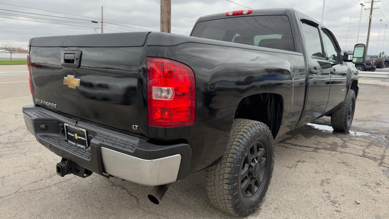 Chevrolet Silverado 2500HD 4WD Crew Cab 153.7" LT 2011
