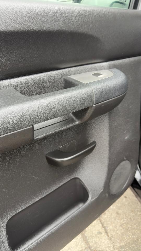 Chevrolet Silverado 2500HD 4WD Crew Cab 153.7" LT 2011